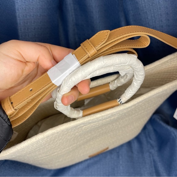 Elizabeth and James Cotton Tote Creme - Picture 3 of 7